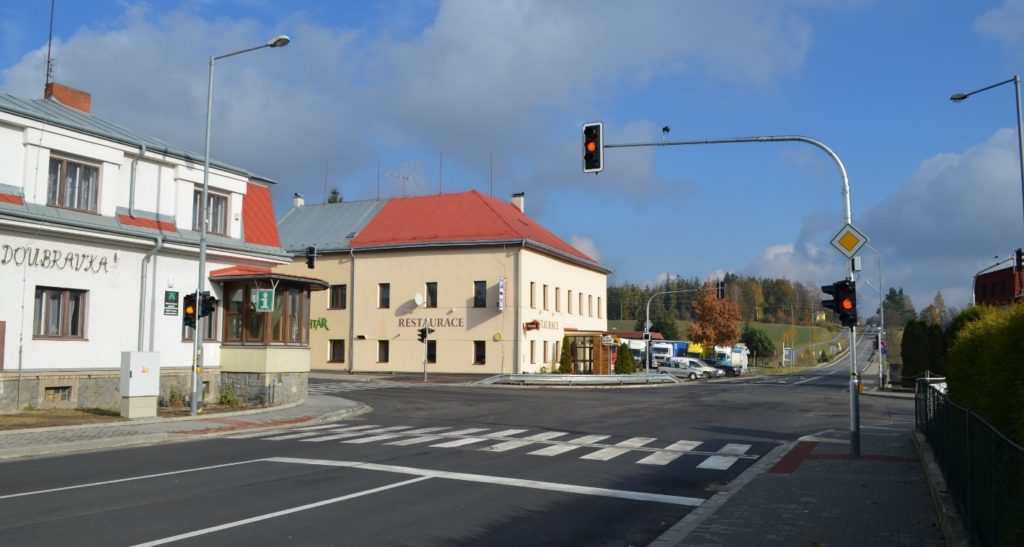 Křižovatka silnic I/34 x I/37 Ždírec nad Doubravou – stav listopad 2016