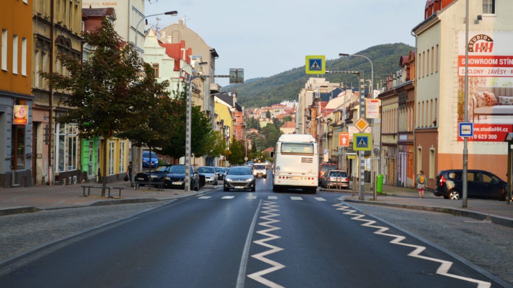 Přechod pro chodce na ulici Sokolovské v Karlových Varech – navržené opatření na Dopravní konferenci
